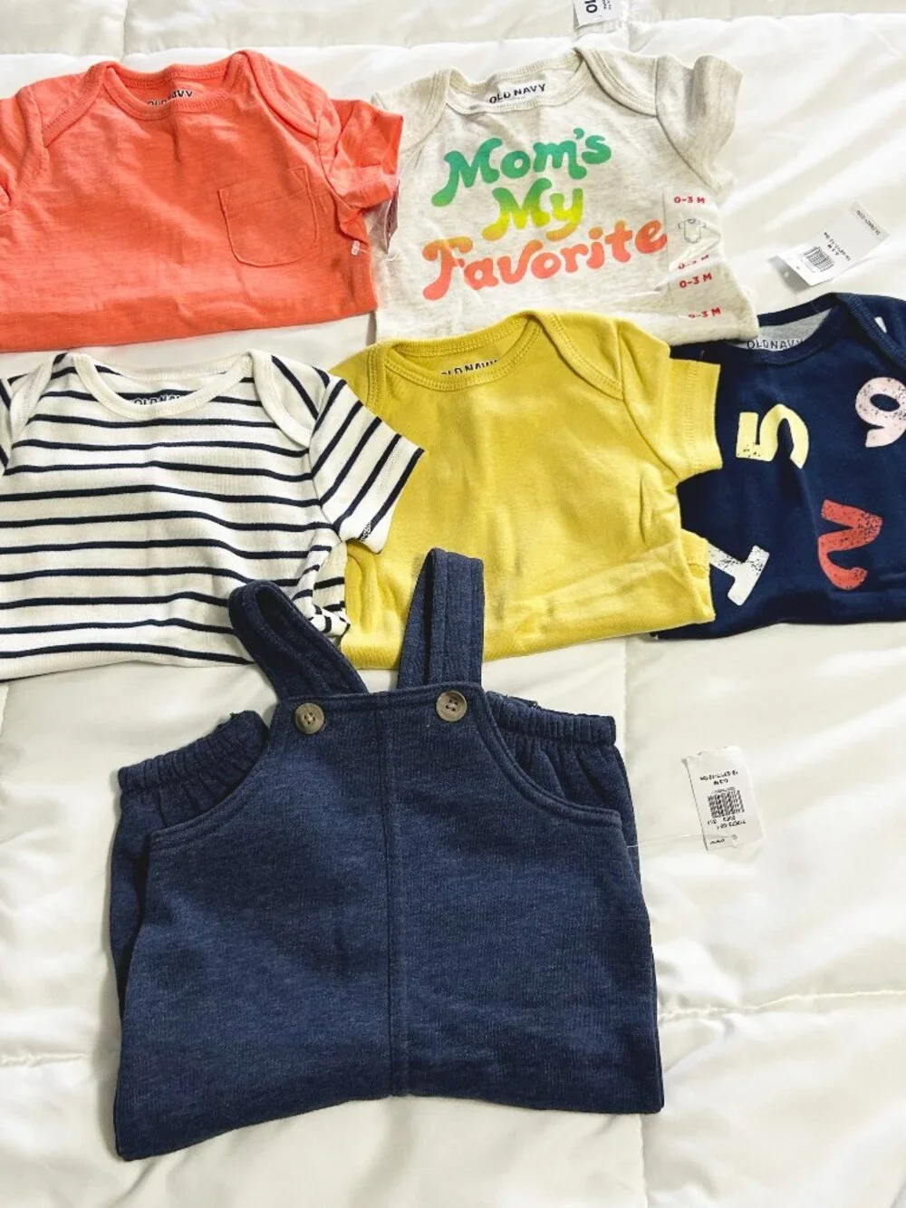 0-3 mos Bodysuit One-piece short sleeve overalls Old Navy - Lot of 6 NWT